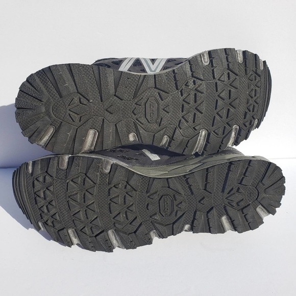 NEW BALANCE Sneakers Black Grey Sz 10 Womens - Picture 4 of 12